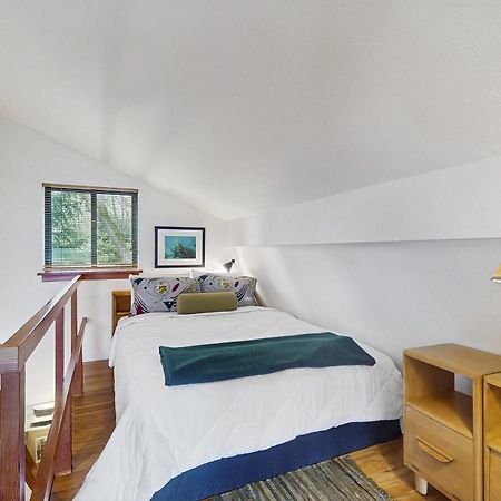 Tranquil Tides Cottage Langley Exteriér fotografie